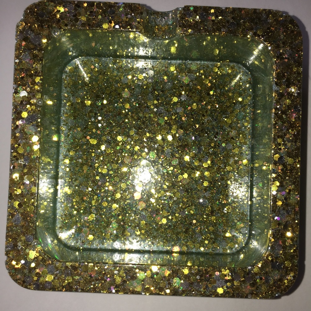 Ashtray - Picture 4 of 6
